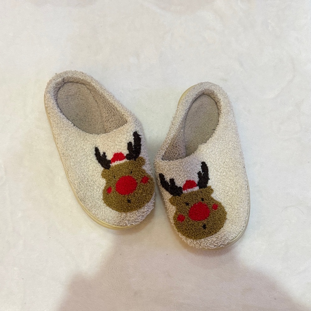 Cozy Reindeer Slippers